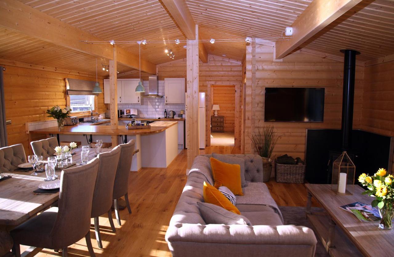 Cambridgeshire Lakes - Luxury Lodges In A Stunning Lake Location Gamlingay Luaran gambar