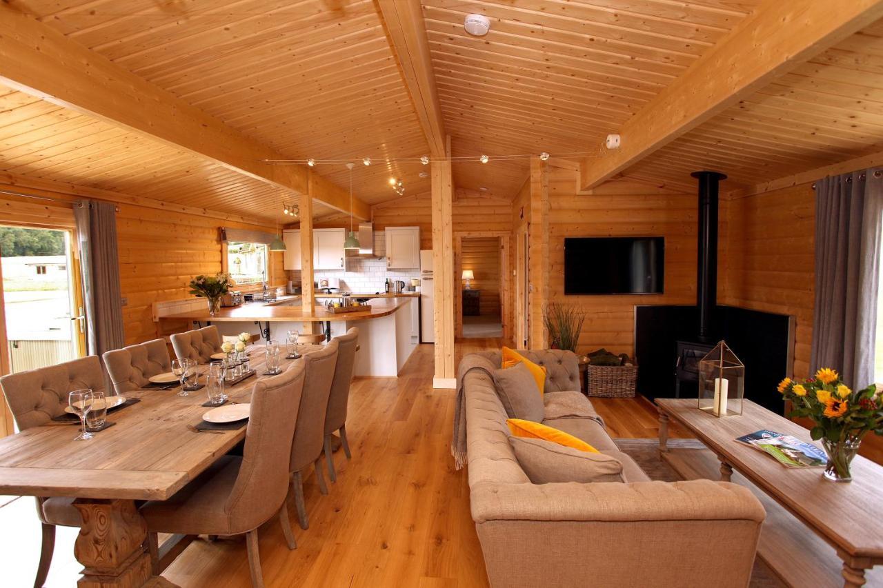 Cambridgeshire Lakes - Luxury Lodges In A Stunning Lake Location Gamlingay Luaran gambar